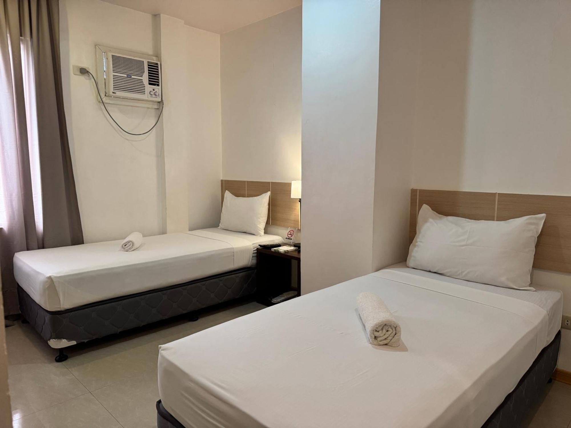 Soi Suites Talibon Exterior photo