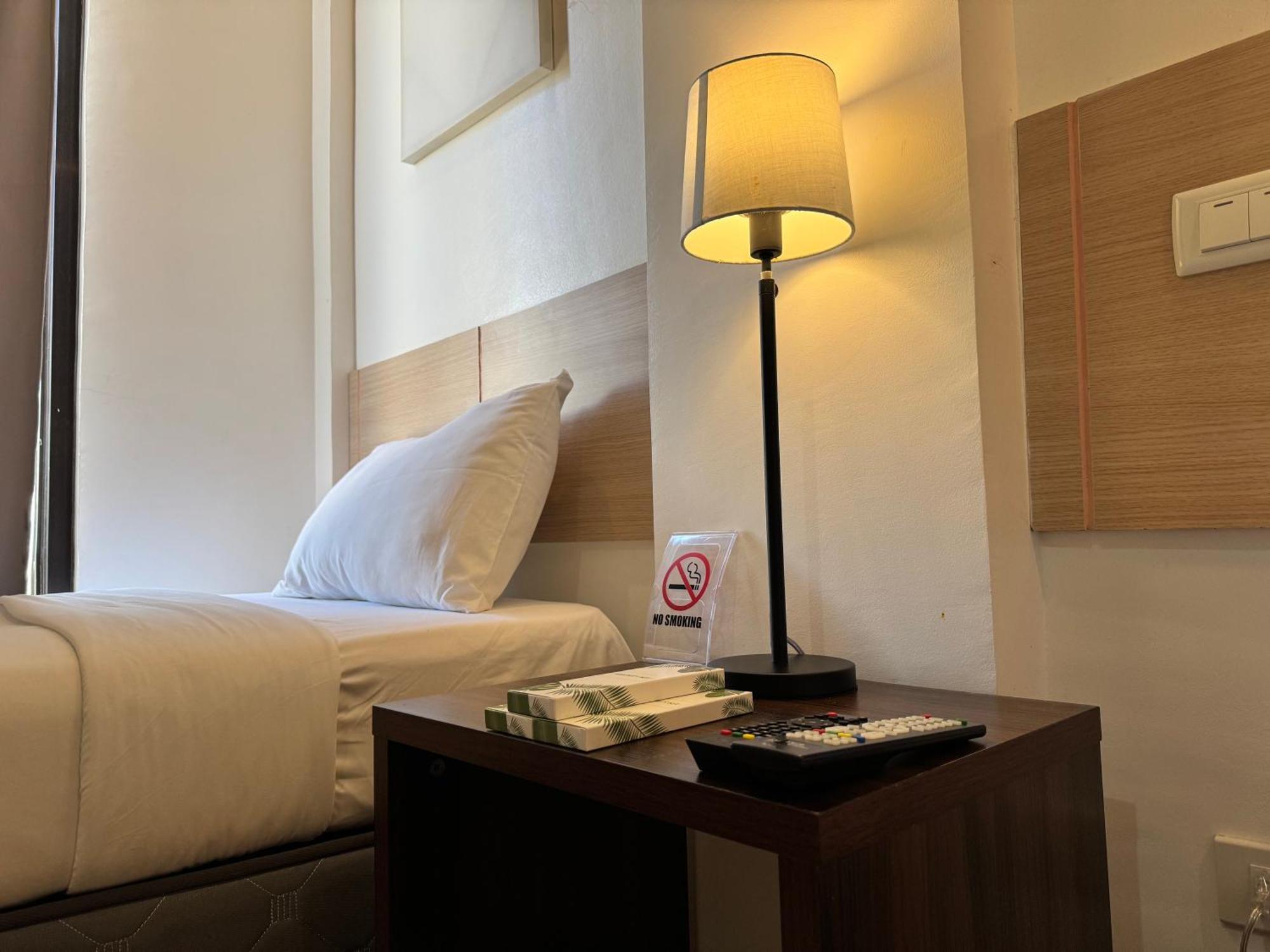 Soi Suites Talibon Exterior photo